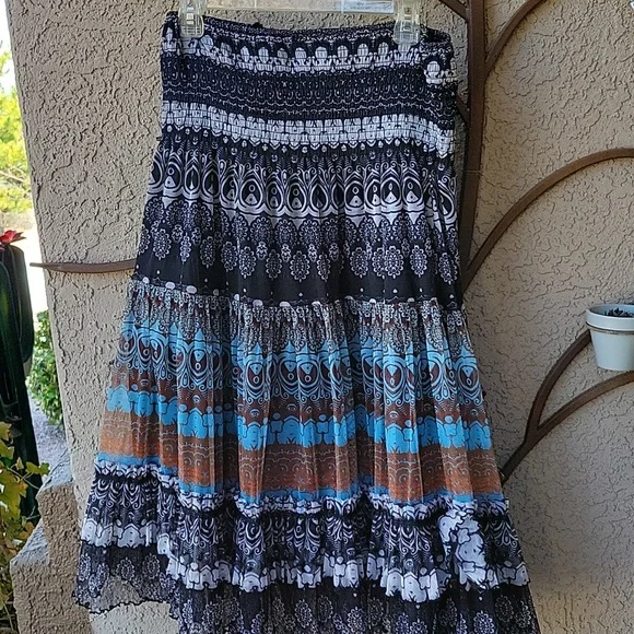 Lapis Dress / Skirt - Picture 2 of 10